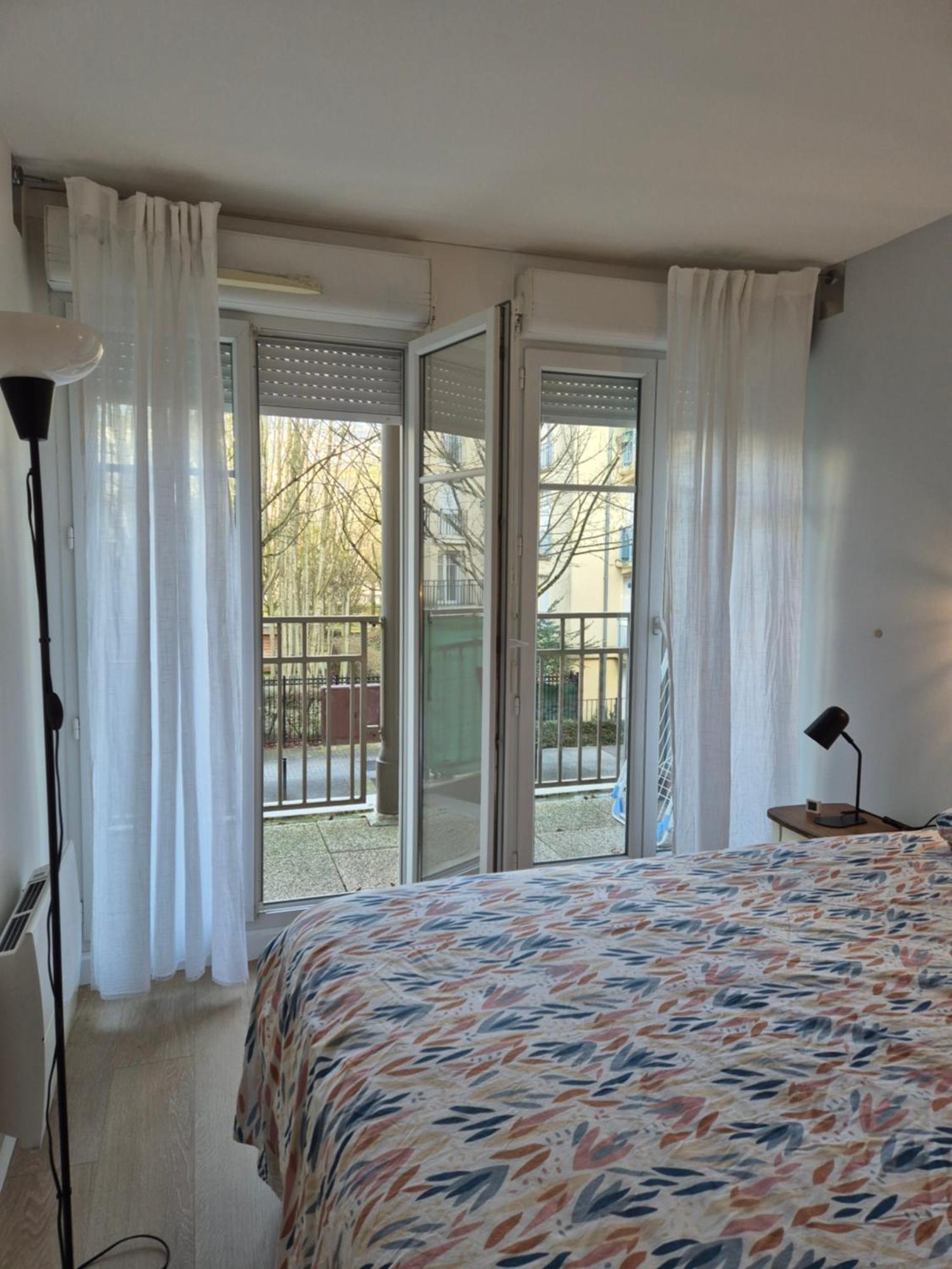 Appartement Cosy Pres Du Rer Шеси Экстерьер фото
