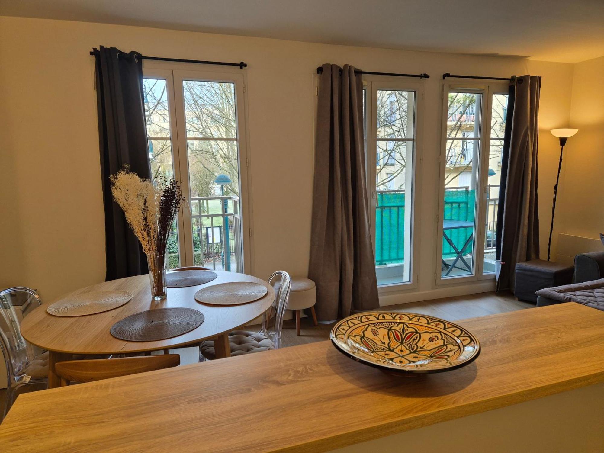 Appartement Cosy Pres Du Rer Шеси Экстерьер фото